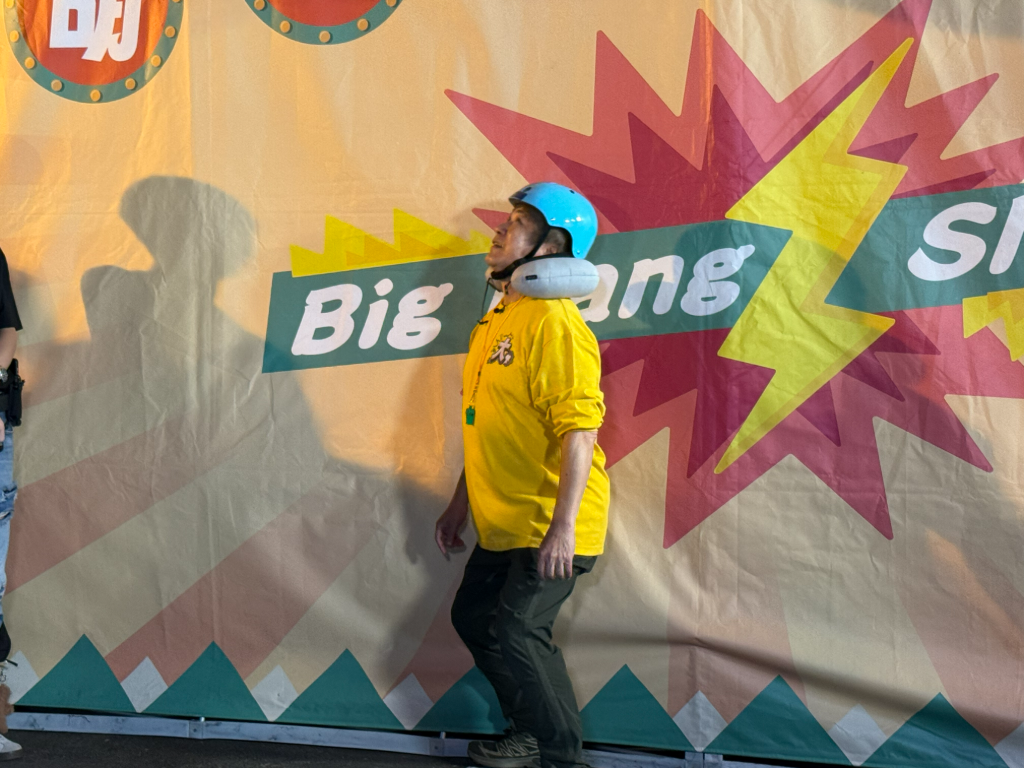 胡瓜夜市錄影驚傳意外　慘遭鐵盆「爆頭」無端中彈