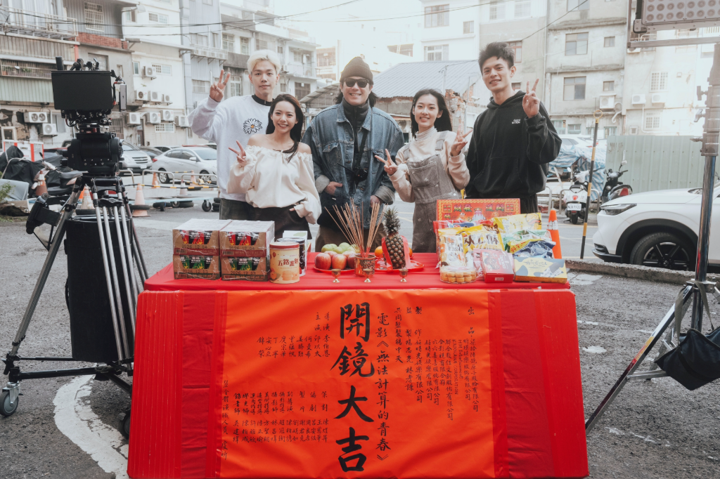《陽光女子合唱團》何曼希首挑大樑　揪邱以太解鎖「看見積分」超能力