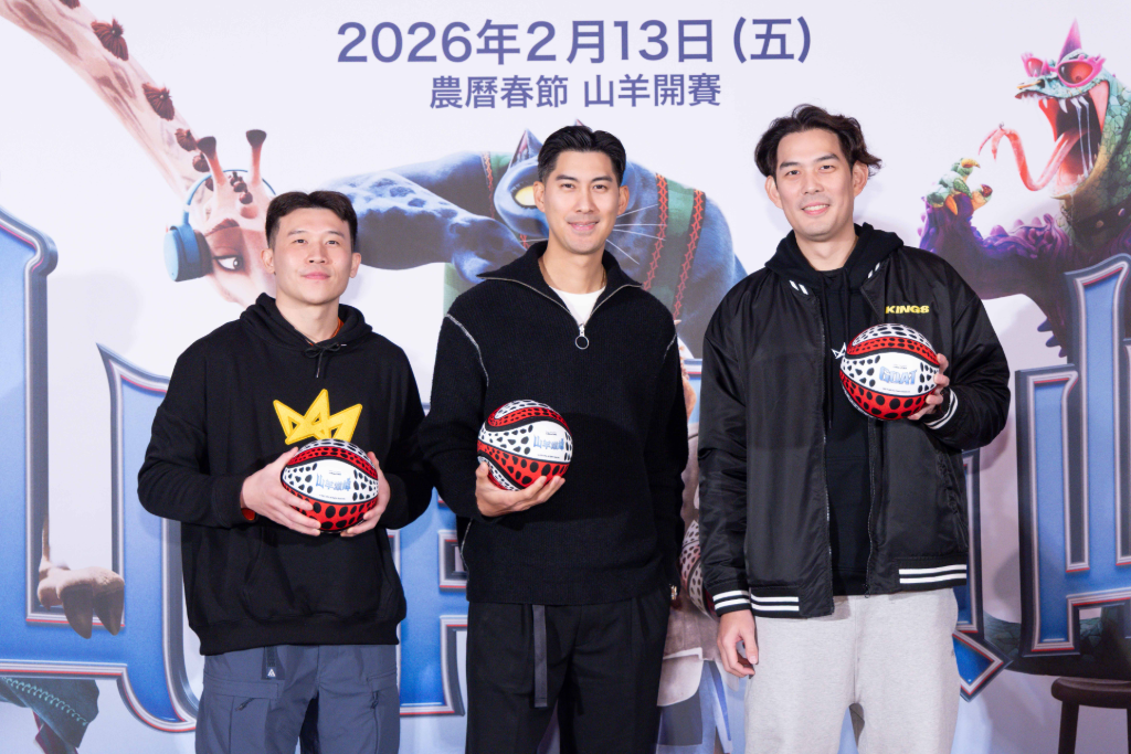 毛加恩跨界配音《山羊巔峰》　籃球場冷靜形象變長頸鹿「蘭尼」