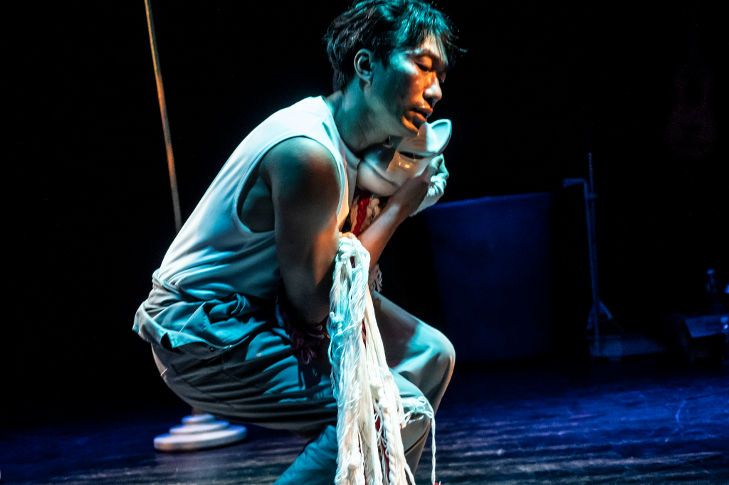 男星遭虧失婚中年男！離婚後遠走印度找自我　曝曾邂逅韓國女孩