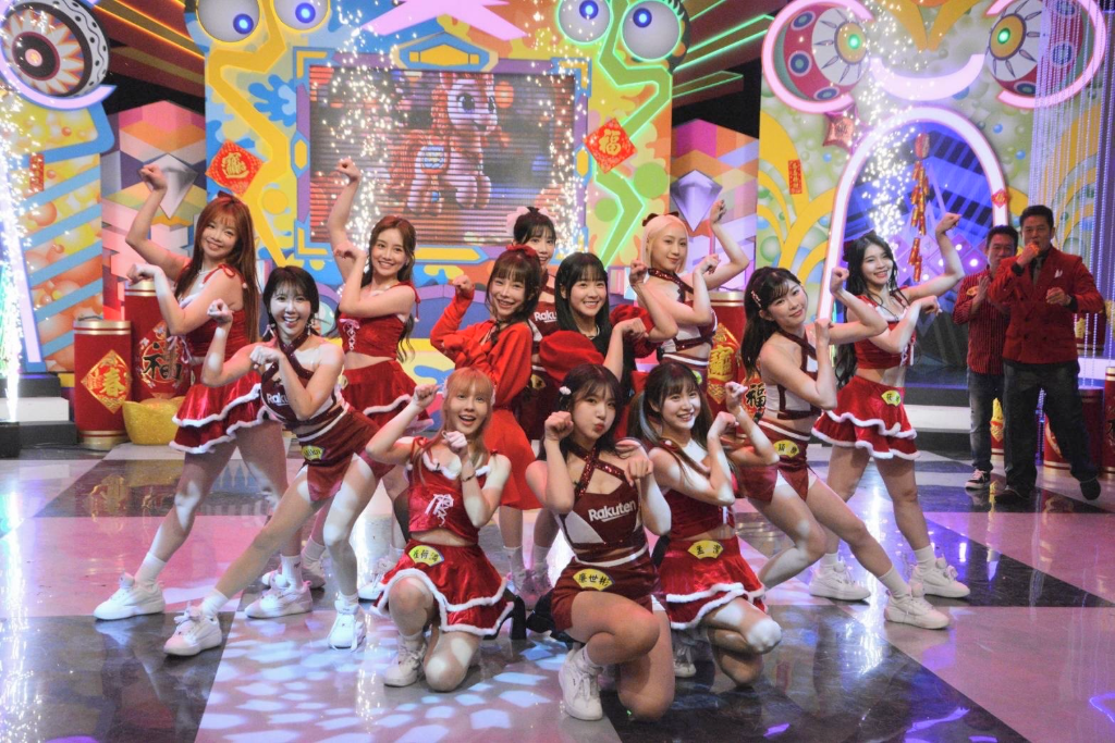 樂天女孩、籃籃巫苡萱甜美合體　徐乃麟不忍狠虧：表演太輕鬆