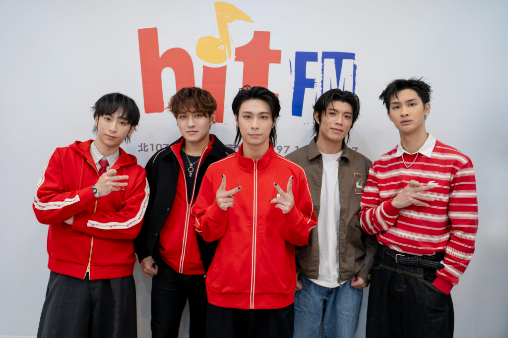 紅包放枕頭下真的有效？FEniX自稱「迷信男團」曝過年開運祕訣