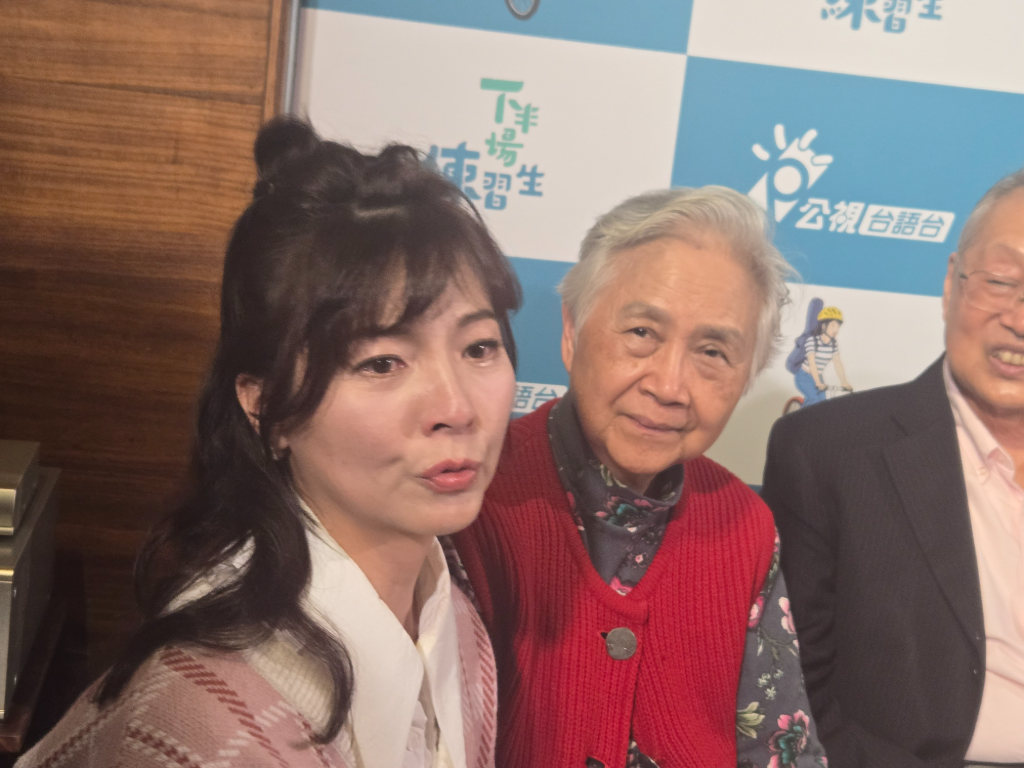 女星錄製節目遇父親癌症病逝　收亡父信息成最大力量