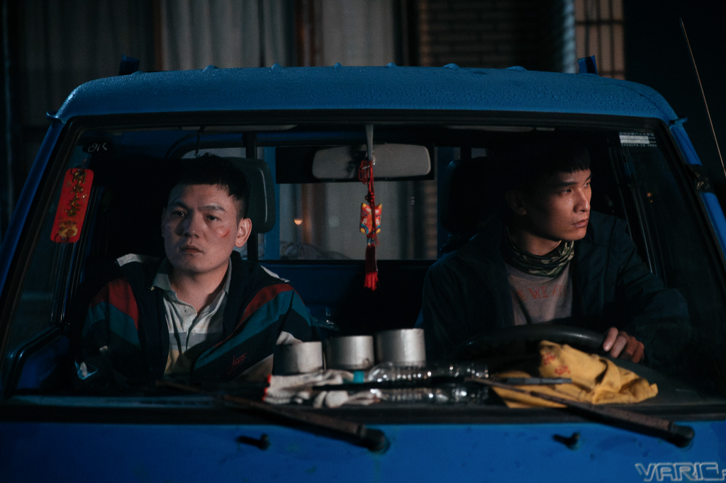 取材台灣真實「死亡一條街」事件！《死亡賭局》揭「老人互助會」標價人命的生存戰