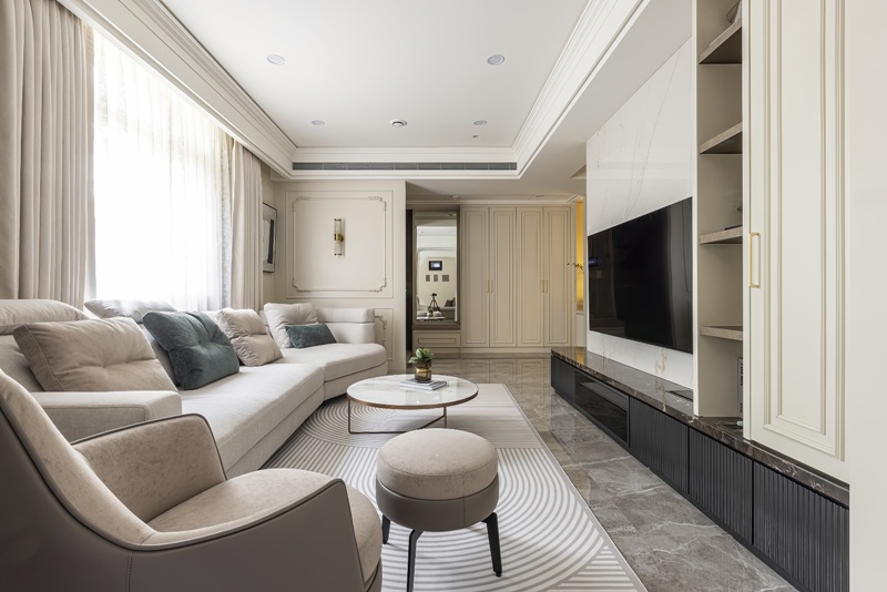 裝潢設計｜典雅輪廓，映現家的永恆詩意｜三宅一秀 郁琇琇