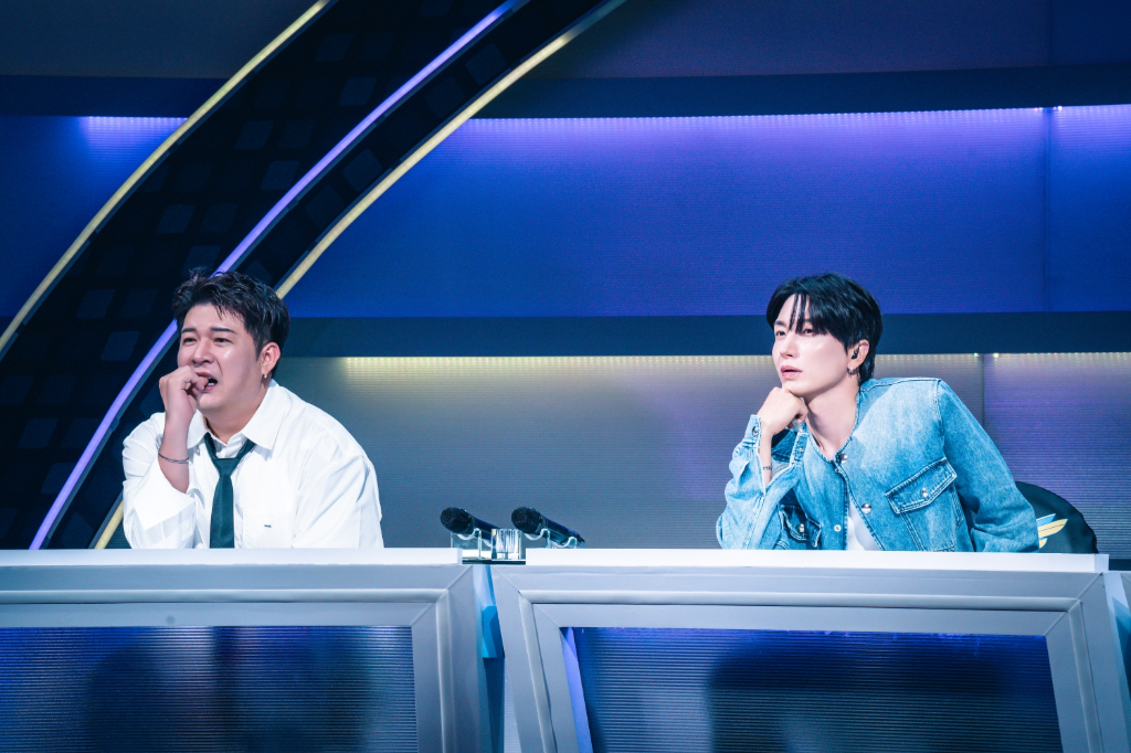 SJ利特、神童與銀赫同框！看女孩挑戰經典舞　男神感動泛淚喊：「辛苦了，很棒！」