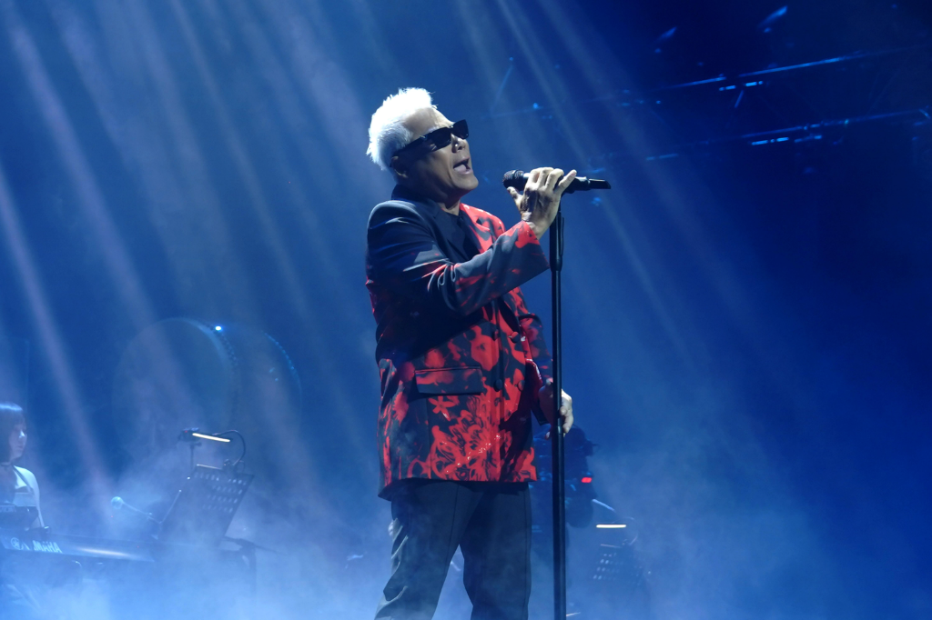 巫啟賢緬懷好友袁惟仁「寫的歌會繼續唱」　鬆口談劉文正：老師確定還健在