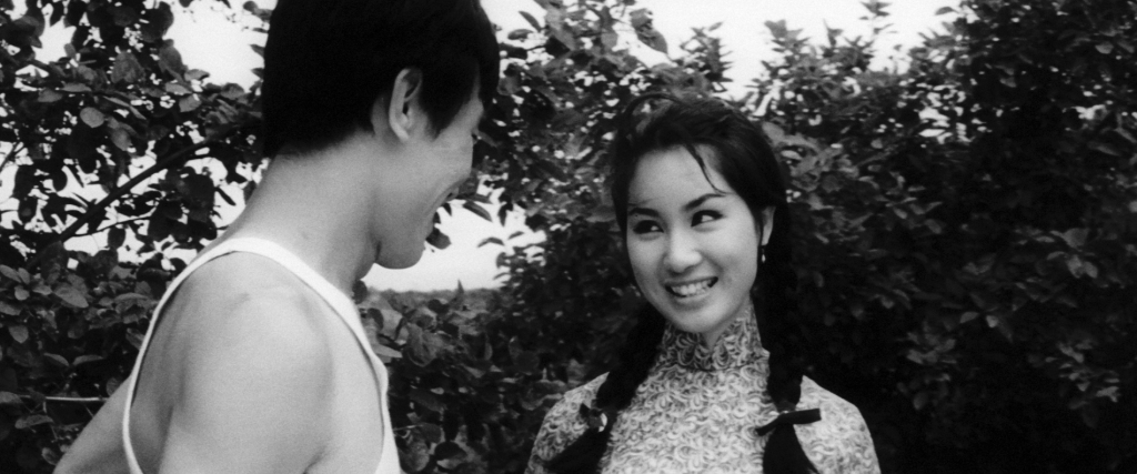 25歲楊麗花綁雙辮、穿短裙模樣曝光　大膽示愛「急智歌王」張帝