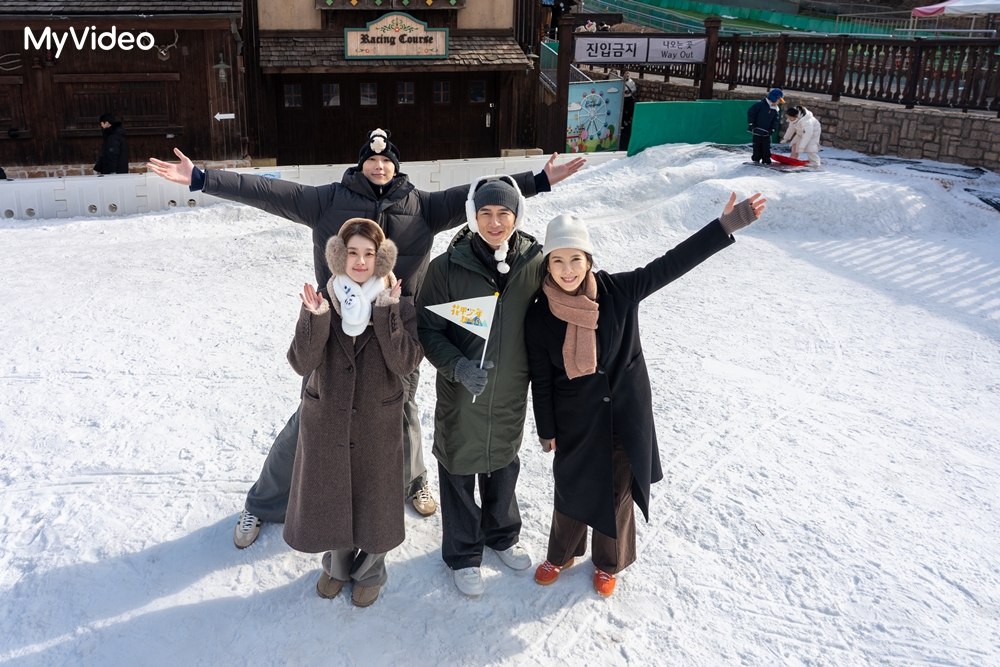 天心韓國媳婦帶路！大雪中搭露天觀光車　温昇豪喊：又冷又浪漫