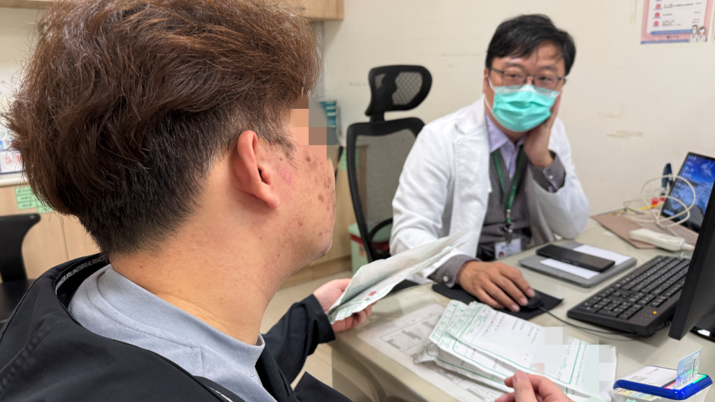 拔牙後「臉爛掉」！32歲男失眠3天　竟引發帶狀皰疹