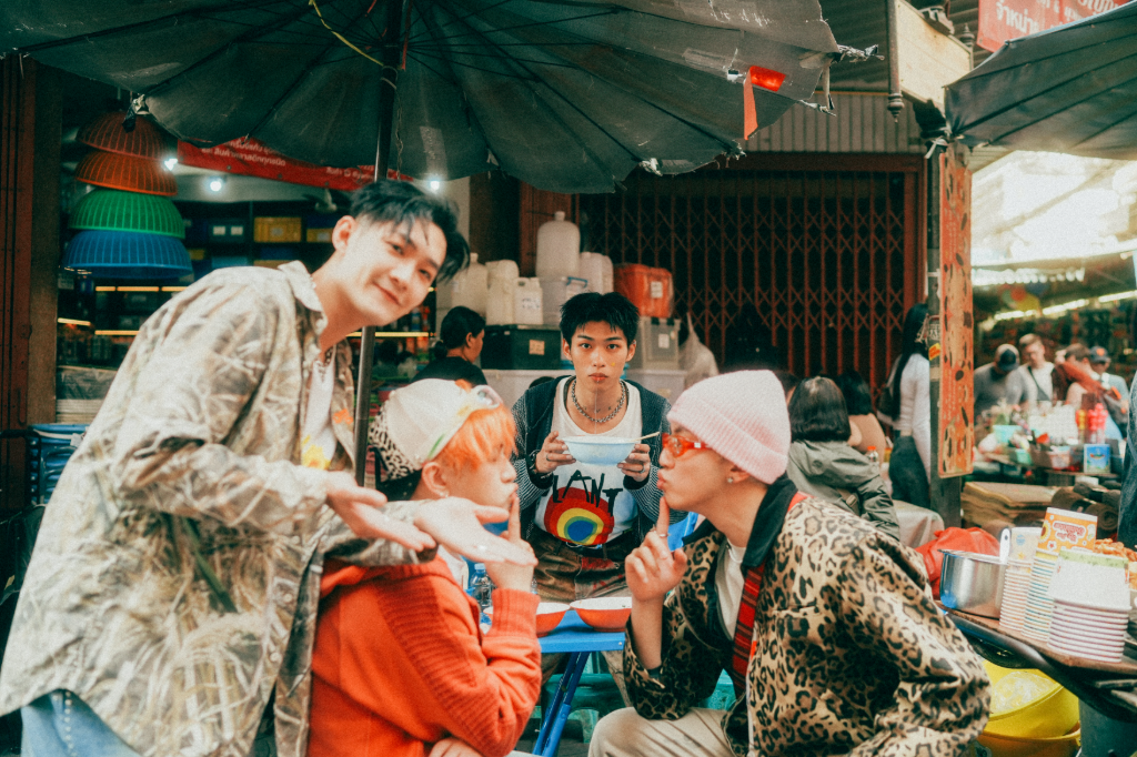 U:NUS赴泰拍MV走諧星風格！蔡承祐「剃頭畫面」曝光　粉絲讚：簡直迷因素材庫