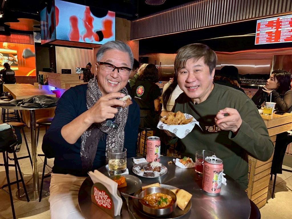 連周潤發都求手下留情！胡瓜自爆訪問秘辛：全靠憨膽爆紅