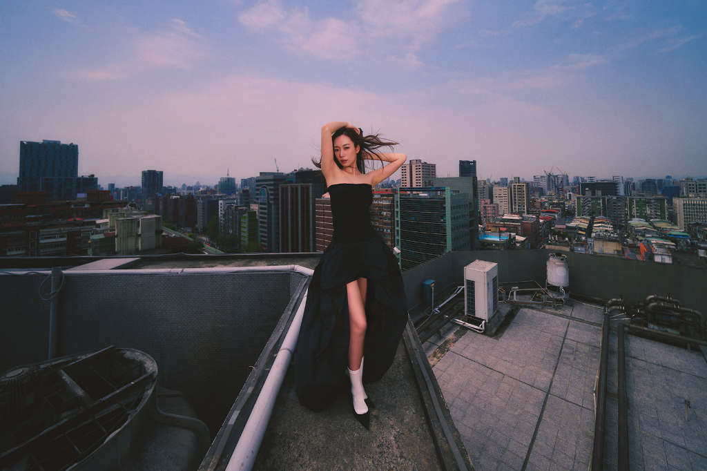 Julia吳卓源捲小三、閨蜜翻臉風波後加盟華研！喊話：更勇敢向前