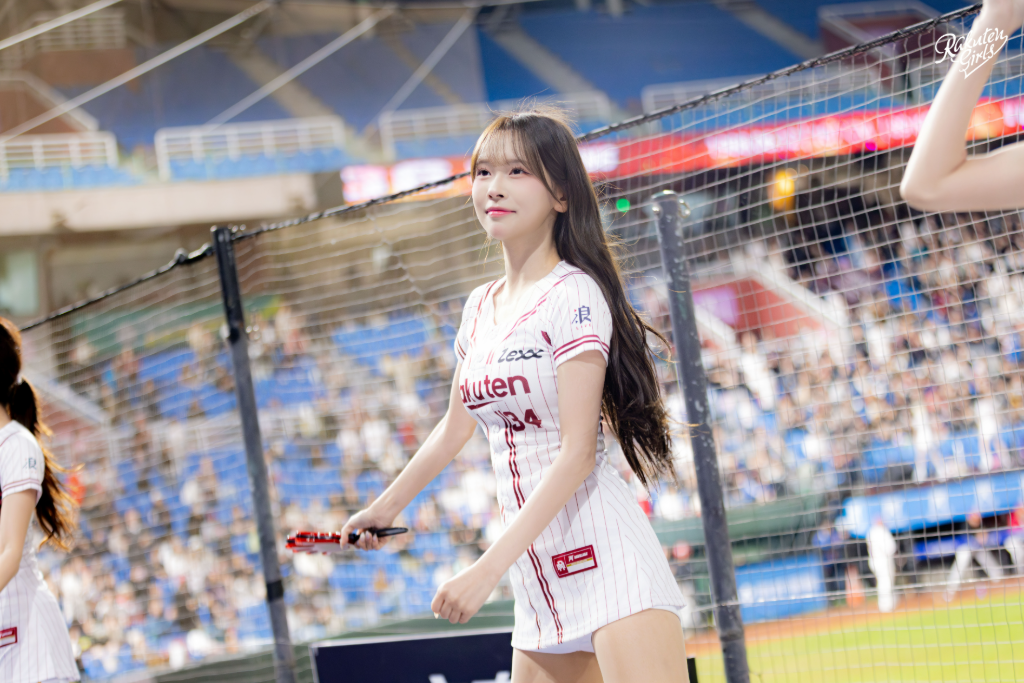 「樂天小可愛」金佳垠萌到犯規！羞收萬元電風扇　一舉動秒戀愛