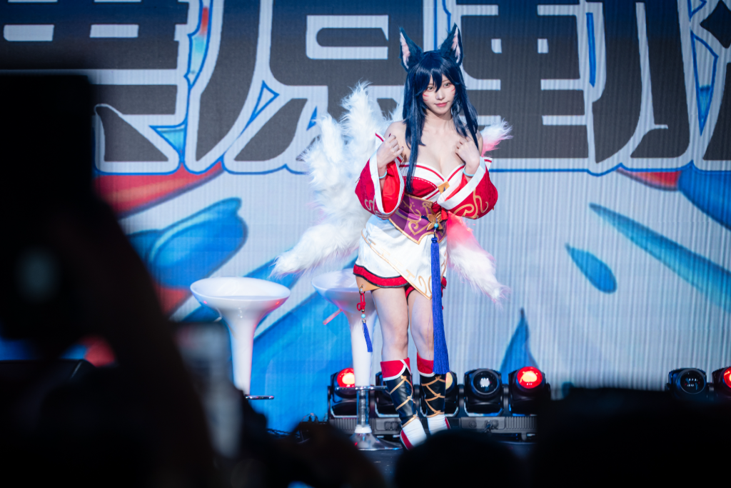 「日本第一Coser」Enako國中就COS涼宮春日！喊話玩到70歲　來台狂找滷肉飯1小時圓夢