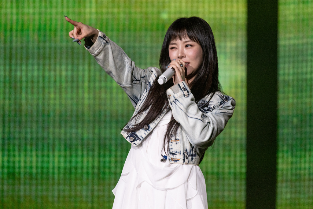 MAMAMOO合體計畫有進度!?輝人高雄開唱差點爆雷　粉絲這舉動險招架不住　