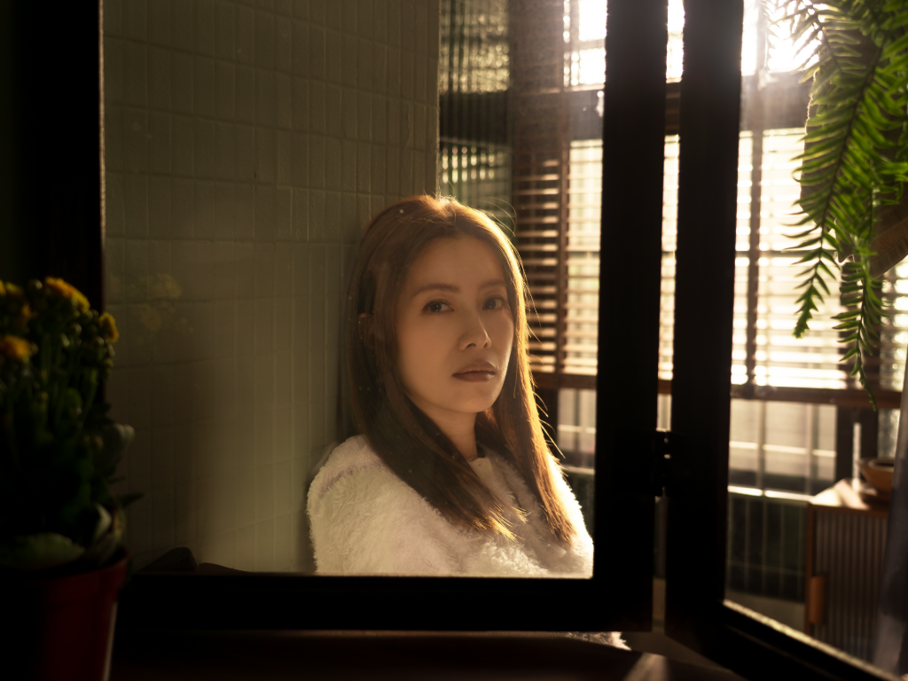 徐懷鈺直面過去！MV揭打工歲月　攜《左撇子女孩》葉子綺找回最真實自己