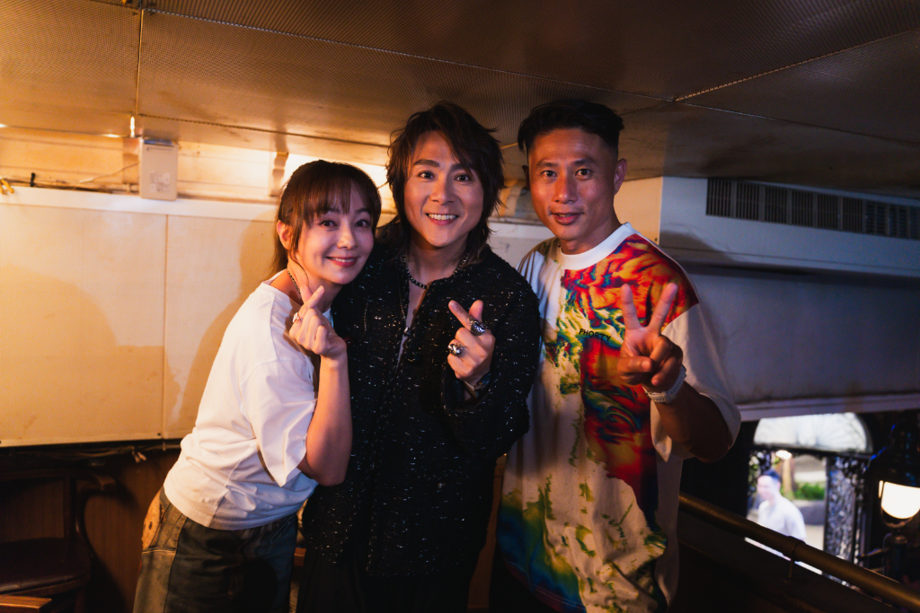 王仁甫專場秒殺！攜老婆季芹甜唱〈平凡夫妻〉　自嘲：被偶像耽誤的搖滾歌手