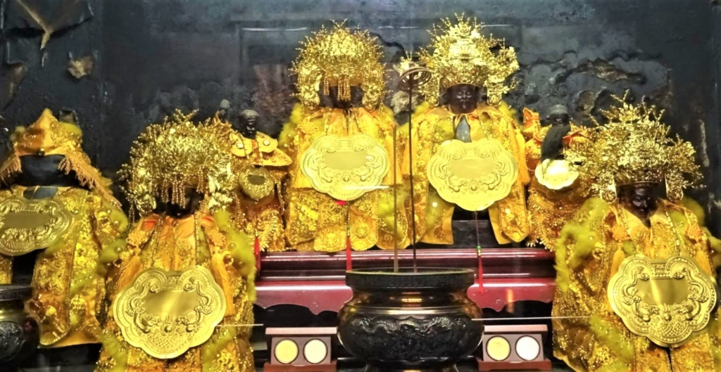 想斬斷小三、小王？2026土地婆聖誕日曝光　這天祭拜最靈驗：求平安、斬爛桃花