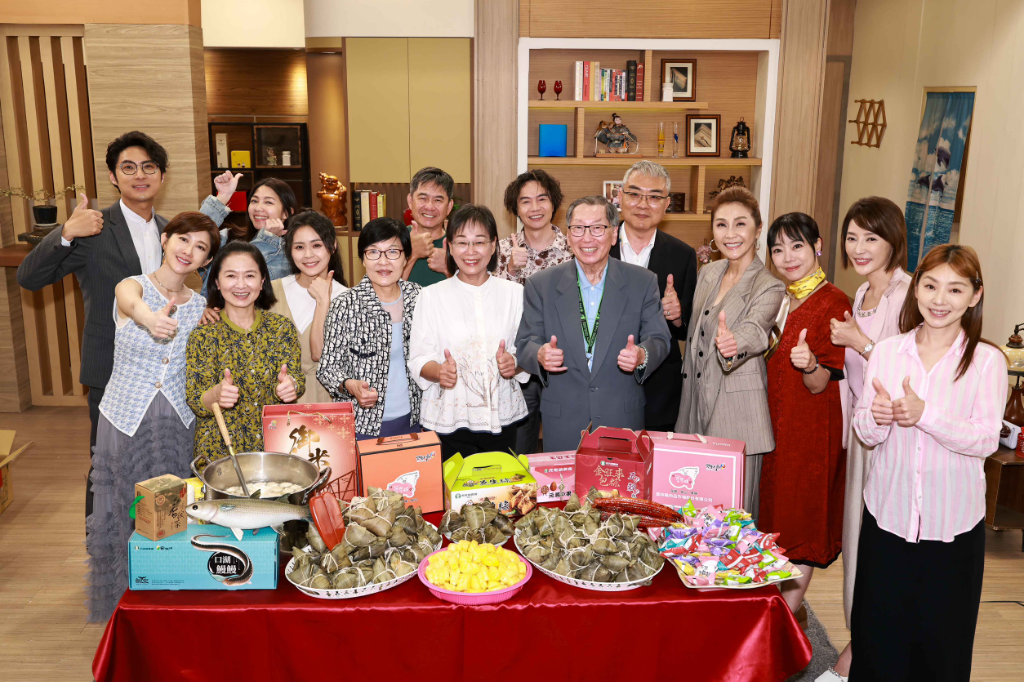 雲林副縣長謝淑亞攜農特產探班《豆腐媽媽》　梁佑南：肉粽、竹筍湯配鳳梨成最強標配