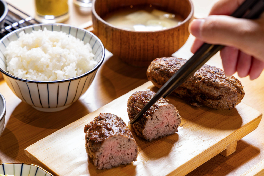 東京原宿「漢堡排 嘉」進駐台中！6月開幕推集點卡　免費吃和牛漢堡排