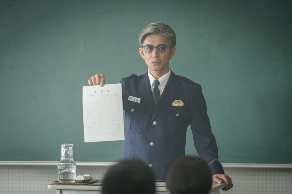 《電影版教場：驪歌》日本票房奪冠 ！木村拓哉化身魔鬼教官　喊話觀眾戲院見