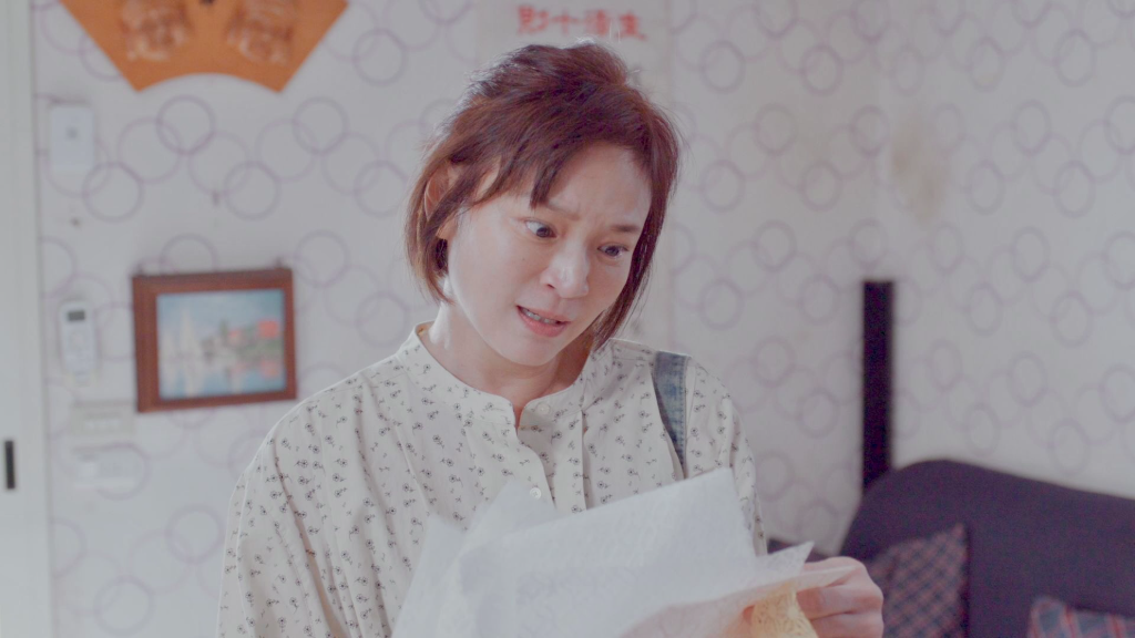 梁家榕《阿松與阿暖》對決柯叔元！「狂撕高成本道具」壓力山大　導演急喊：省著撕