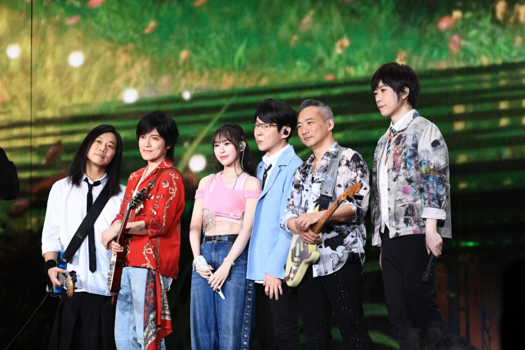 颱風改不了五月天的約定！大巨蛋一天唱兩場　創連唱7小時新紀錄