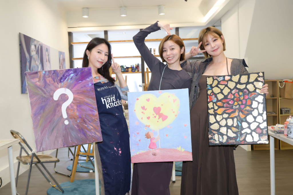 王瞳、張家瑋投入公益守護受虐兒！親手作畫傳遞愛　感性喊：世界依然有很多人愛你們