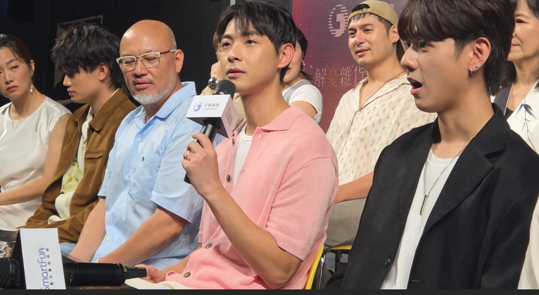 「草莓月亮」真的靈？連晨翔丟劉品言錢包絕望許願　11:11秒接警方電話超玄