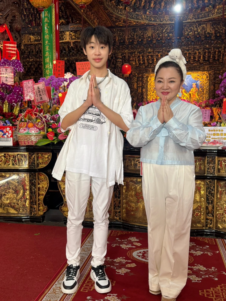 白冰冰驚曝差點死在高雄！憶秀場黑道圍事遭暴力圍毆　頭部留10公分傷痕「從死裡活過來」