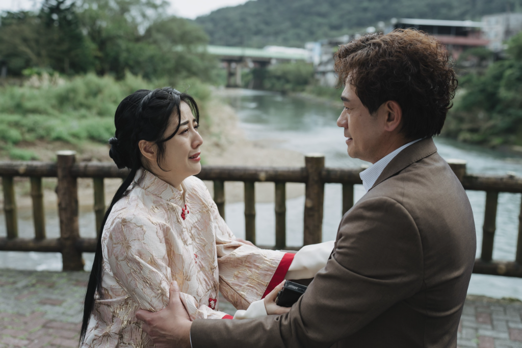 柯叔元、韓瑜《阿松與阿暖》飆戲逼哭觀眾！白家綺成全愛情獲讚：讓默默付出的人被看見