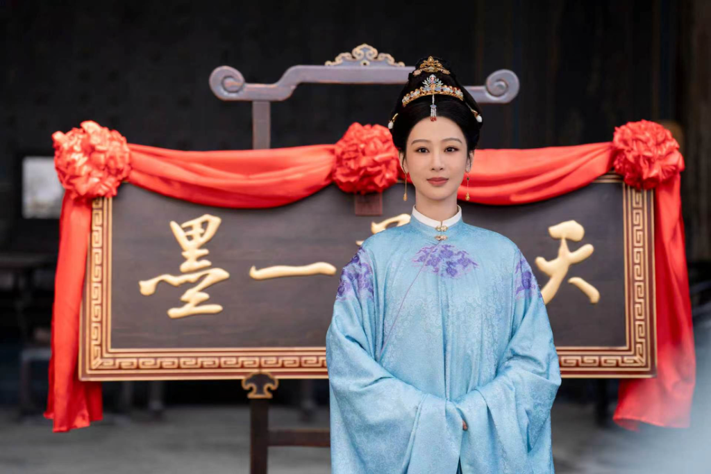 楊紫曝與爸爸相處像朋友！父親節見證女兒封「白玉蘭影后」　暖喊一句「累了…就回家」