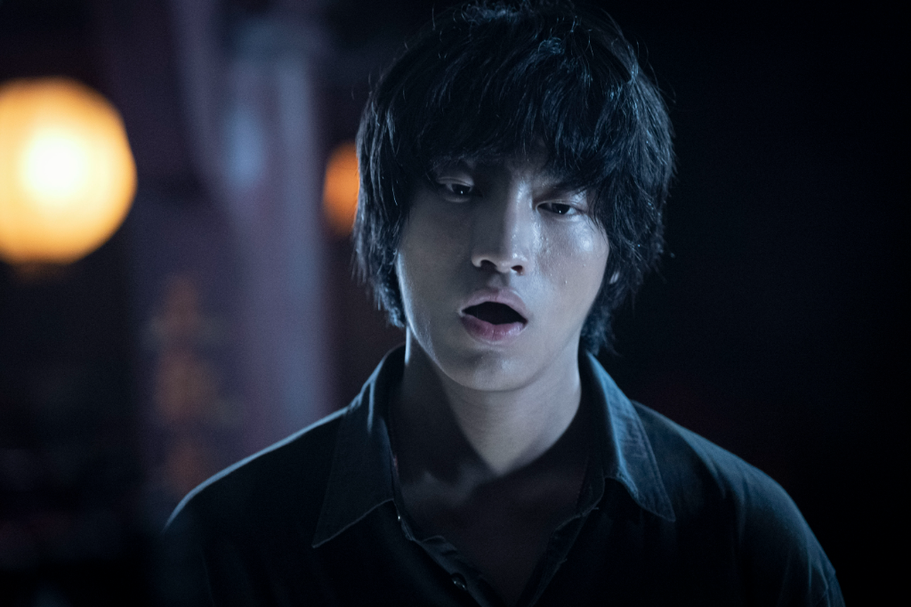 胡語恆因《粽邪4》爆紅！赴印尼拍攝撞邪？骨灰噴眼、腳踩真墳　驚覺「好兄弟愈來愈多」
