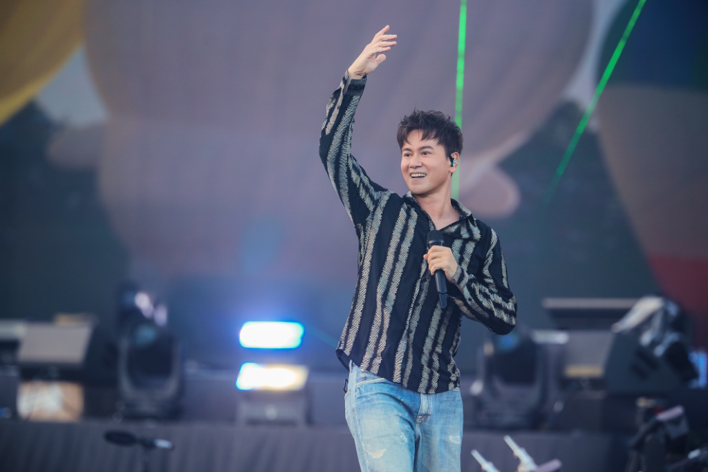 張惠妹監製《東!帶我走》6萬人擠爆台東　李聖傑〈痴心絕對〉解鎖6萬人大合唱