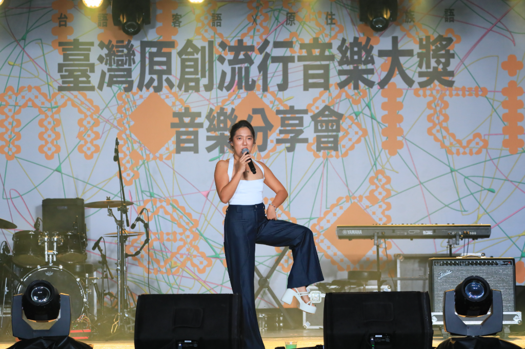 金曲三冠王李竺芯重返原創舞台！穿當年比賽戰鞋勉勵後輩　喊話「不要想太多，放心寫！」