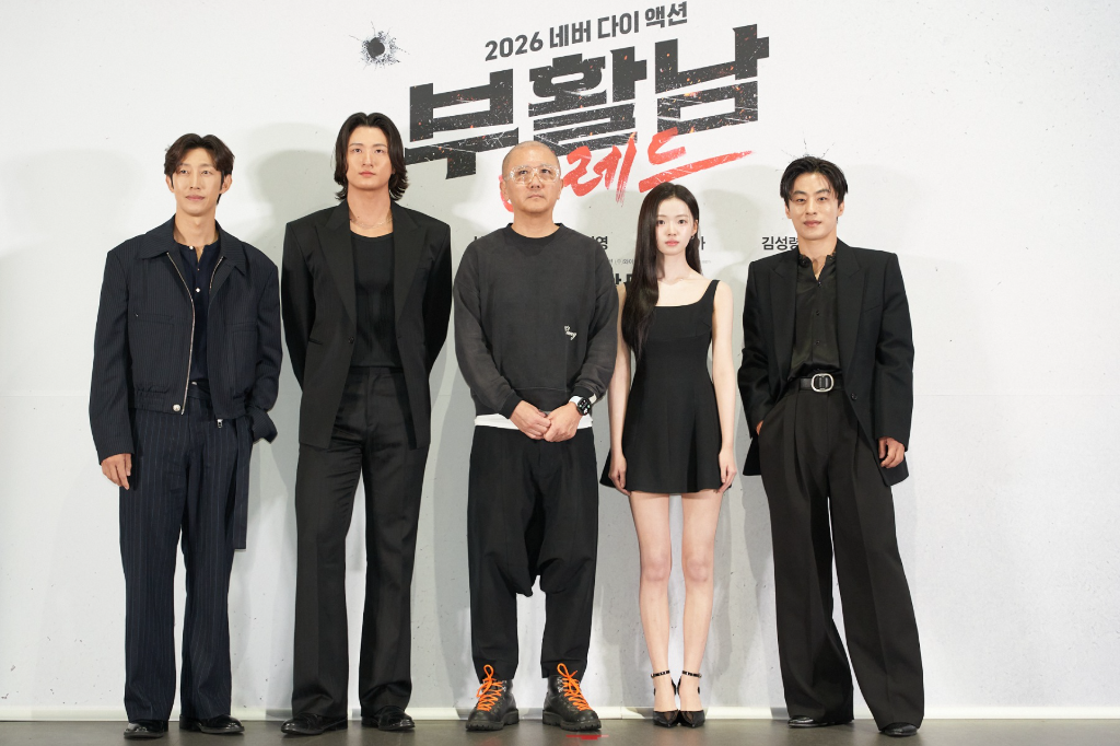 具教煥《復活男》首挑戰動作戲！曝「這技能」超越漫威　申承浩獲讚「說外語很性感」