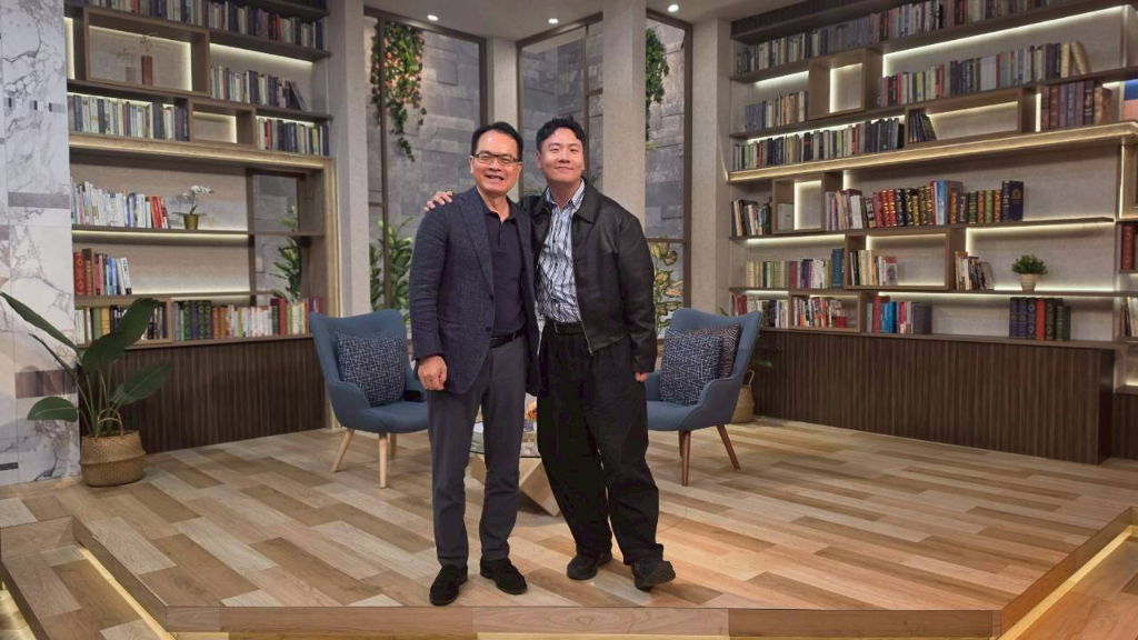 阿翰從「孩子王」變孤單少年！沒變聲遭排擠陷低潮　老師一句話成救贖