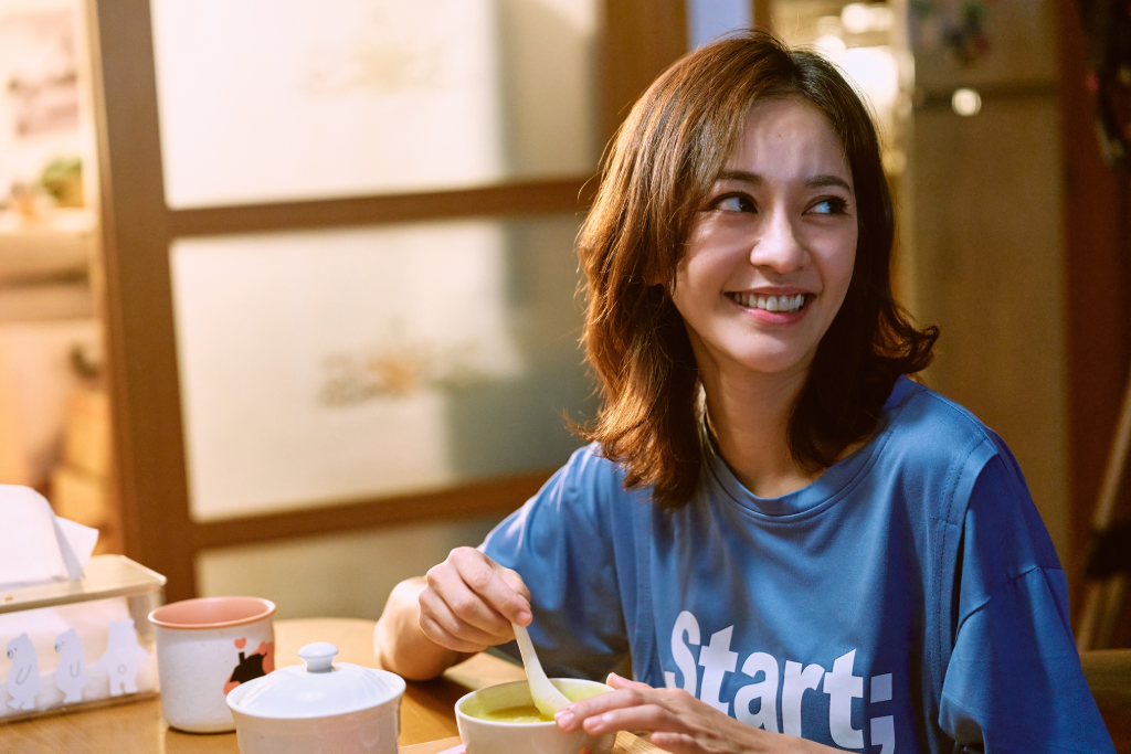 粉紅戲服燒到陳意涵！一眼相中「下訂」　準備和女兒穿母女裝