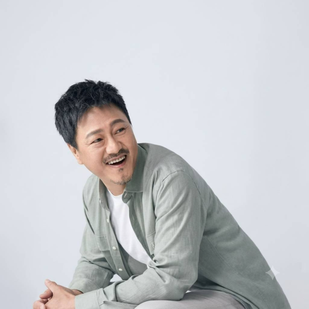 颱風「薔琵」攪局！高明駿出道38年首場個唱延期至12/5　親錄影片致歉