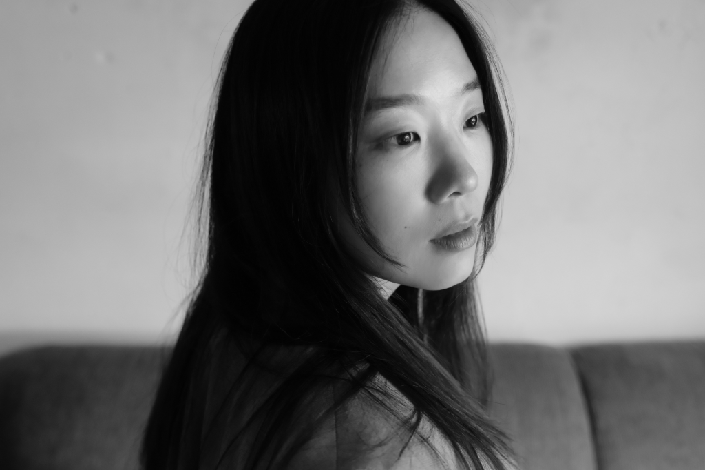 BTS隊長RM也被圈粉！「韓國葛萊美」得獎才女11月首來台　美聲讓歌迷驚呼：真的是她？